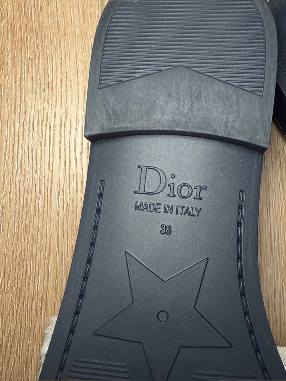 NWOT Dior Dio(r)evolution Slides - Picture 6 of 6